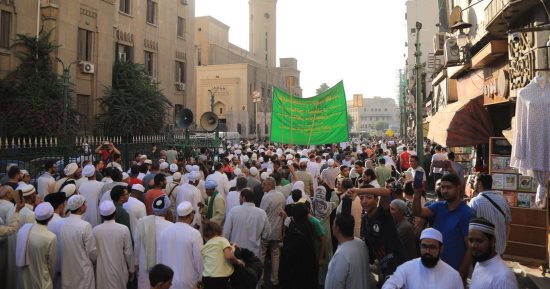 الطرق الصوفية تدعو للمشاركة بموكب المولد النبوى يوم الأحد المقبل