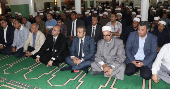 محافظ بنى سويف يشهد احتفال مديرية الأوقاف بذكرى المولد النبوى الشريف