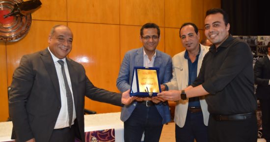 نقابة محامى شمال القاهرة تكرم الزميل محمد السيد الشاذلى