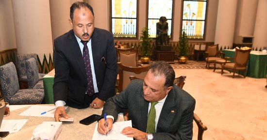 برلمانية الشعب الجمهورى: جمعنا 25 نموذج تزكية لترشح حازم عمر للانتخابات الرئاسية