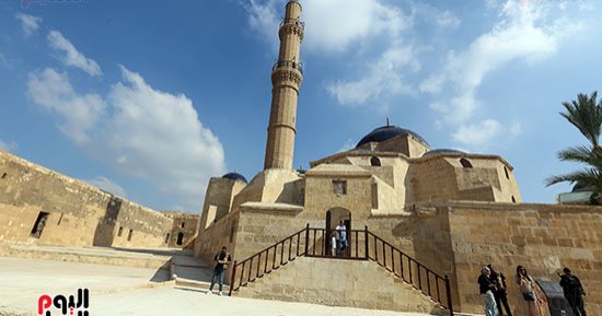 مسجد سارية الجبل تحفة معمارية نادرة