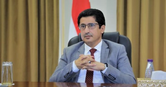 الخارجية اليمنية تتسلم أوراق اعتماد سفير المملكة المتحدة لديها