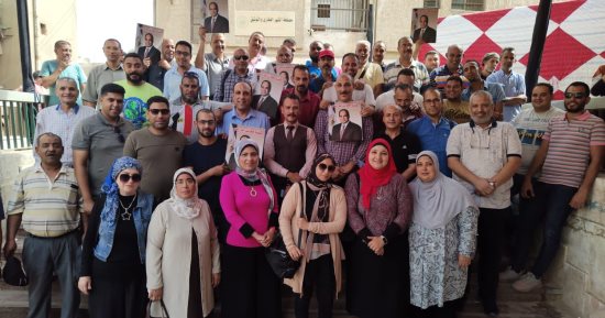 توافد المواطنين بـ15 مايو والزاوية الحمراء لتحرير توكيلات الانتخابات الرئاسية