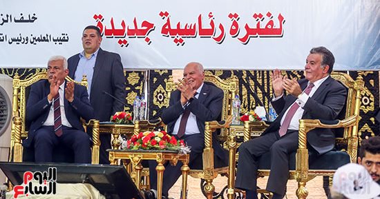 نقيب المعلمين: إنجازات الرئيس السيسي لا تخطئها عين ونتكاتف لمواجهة التحديات