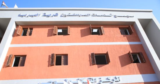 الجمهورية الجديدة.. انطلاق العمل داخل 8 مجمعات خدمية بسوهاج بعد تجهيزها.. المجمعات تتبع سياسة الشباك الواحد.. المجمع يقدم 7 خدمات في مكان واحد منها.. والمحافظ: توفر الوقت والجهد وتمنع التكدس والازدحام.. صور
