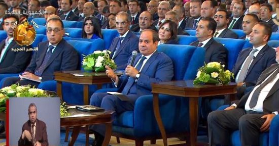 الرئيس السيسي بمؤتمر حكاية وطن: خسرنا 450 مليار دولار خلال عام 2011