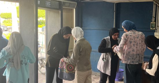 خاص بالطلاب الجدد.. دخول الجامعة ببطاقة الترشيح وأمن جامعة القاهرة يفحص الحقائب