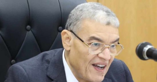 محافظ المنيا: تكثيف الإجراءات الوقائية بالمدارس منذ اليوم الأول للعام الدراسى