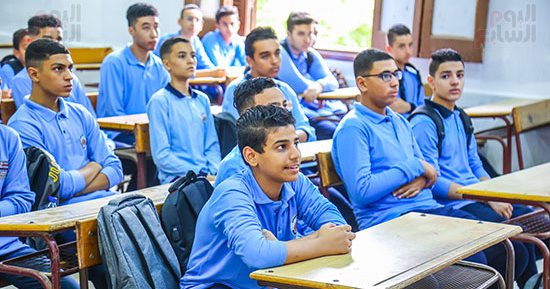 وزارة التعليم تشدد على عدم خروج المعلمين أثناء اليوم الدراسى لانتظام الدراسة