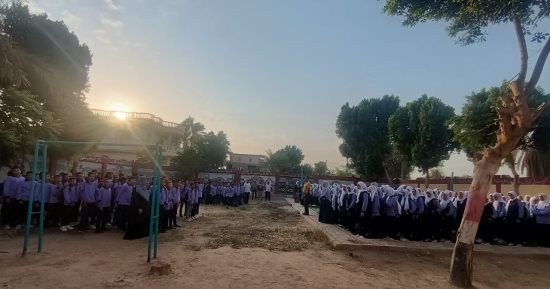 انتظام مليون و122 ألف طالب داخل 1781 مدرسة بسوهاج.. صور