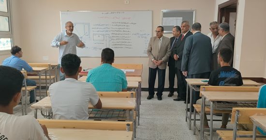 محافظ شمال سيناء يفتتح المدرسة الثانوية المعمارية بالعريش