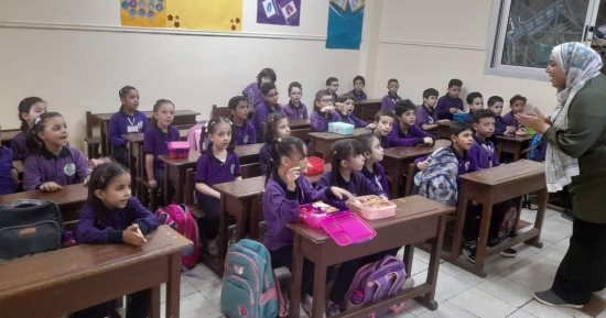 حضور مرتفع للتلاميذ فى ثانى أيام العام الدراسى الجديد.. صور 