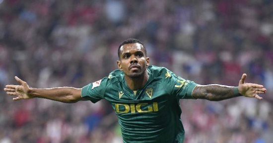 قادش يتقدم على أتلتيكو مدريد 2-1 فى شوط نارى بالدورى الإسبانى.. فيديو