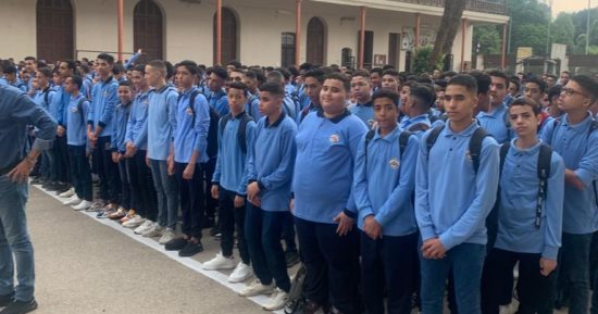 محافظ الجيزة يشدد على توجيه مديرى الإدارات التعليمية بالتواجد اليومى بالمدارس
