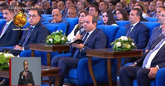 الرئيس السيسي: نقدم الدعم والشكر للجمعيات الأهلية القائمة بدور مهم فى مجتمعنا