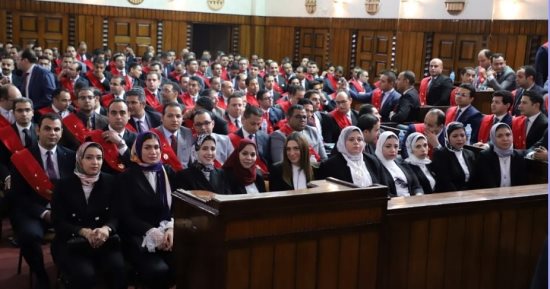 رئيس القضاء الأعلى يشهد حلف اليمين للقضاة والقاضيات الجدد بالمحاكم الابتدائية