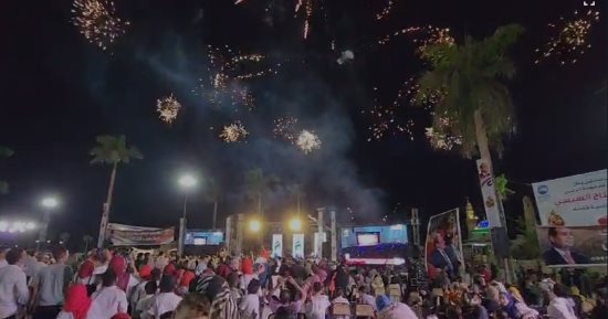 شاهد.. ألعاب نارية فى ساحة أبو الحجاج بالأقصر احتفالا بترشح السيسي للانتخابات