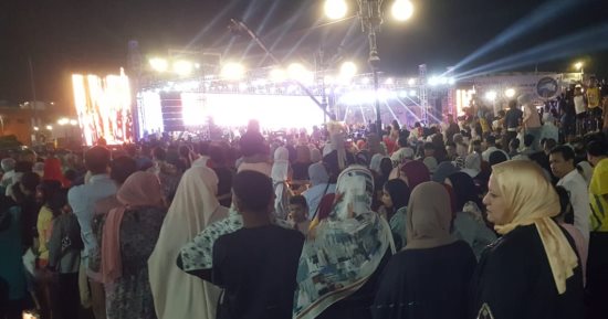 المطربة هدى تشعل احتفالات المواطنين بترشح السيسي في البحيرة بالأغانى الوطنية