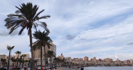 طقس الإسكندرية اليوم.. انخفاض طفيف بالحرارة والعظمى 29 درجة