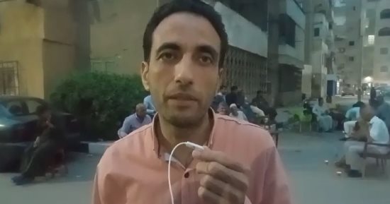 مواطن بالفيوم يدعم الرئيس السيسي بعد إعلان ترشحه للانتخابات لولاية جديدة