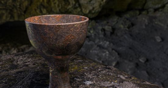 ألغاز تاريخية.. أين يوجد الكأس المقدس الذى شرب منه المسيح فى عشائه الأخير؟