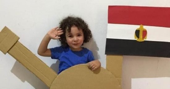 نصر أكتوبر فى عيون أطفال مصر..عارفين تفاصيل الحرب وبيحتفلوا بالأعلام والمموه