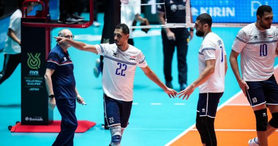 منتخب الكرة الطائرة رجال يخسر أمام فنلندا 3/2 ويضع قدما فى أولمبياد باريس