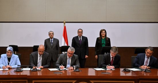 رئيس الوزراء يشهد توقيع اتفاقية لإنتاج الوقود الأخضر باقتصادية قناة السويس 