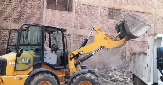 رفع 530 طن تراكمات ومخلفات قمامة بأسوان