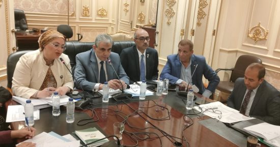 لدعم الحماية الاجتماعية.. "قوى النواب" توافق نهائيا على مشروع قانون زيادات المنح وعلاوة الغلاء والمعاشات.. والحكومة: 60 مليار جنيه سنويا تكلفتها.. و"النواب" يشكرون الرئيس السيسي لتوفير حياة كريمة للمواطنين
