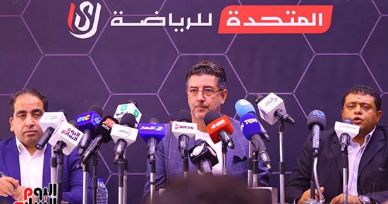 قائمة منتخب مصر لمعسكر أكتوبر.. فيتوريا يختار 25 لاعبا لمواجهتى زامبيا والجزائر.. 13 ناديا ترسم اختيارات البرتغالى.. 7 محترفين و7 أهلاوية و3 زمالكاوية و4 من بيراميدز.. وعودة إمام عاشور وغياب كهربا ومحمد شريف