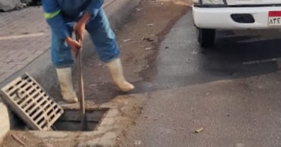 الصرف الصحى بالإسكندرية تكثف أعمال تصريف مياه الأمطار