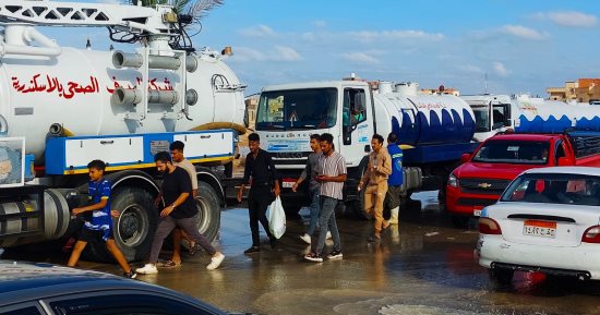 رئيس مدينة مطروح: وصول سيارات من البحيرة والإسكندرية للدعم في مواجهة آثار السيول