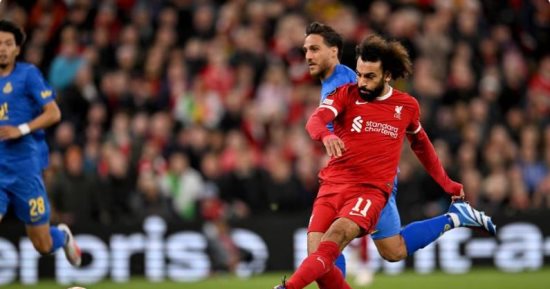 كلوب يكشف سبب استبدال محمد صلاح بين شوطي مباراه ليفربول وجيلواز