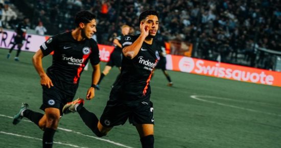 فرانكفورت يواجه هلسنكى بقيادة مرموش فى دوري المؤتمر الأوروبي