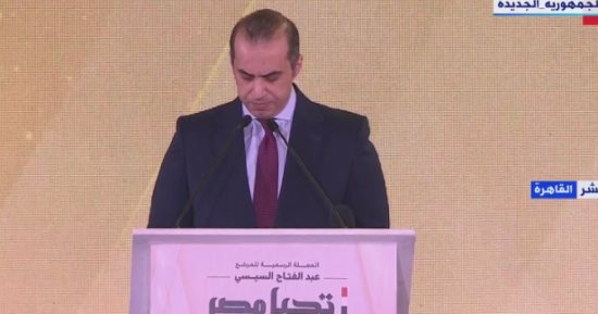 المستشار محمود فوزى: الرئيس السيسى يستند لقاعدة شعبية عريضة