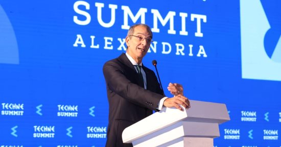 وزير الاتصالات: إنشاء مركز للبحث والتطوير والإبداع فى التكنولوجيا المساعدة