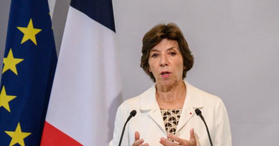 فرنسا تنصح مواطنيها بعدم الذهاب للقدس والأراضى الفلسطينية