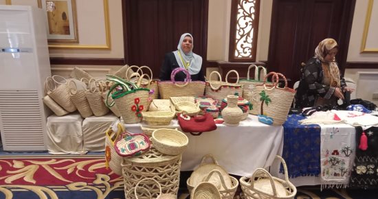 أصحاب حرفة الخوص: مشاركتنا في معرض تراثنا تساعدنا على تطوير منتجاتنا