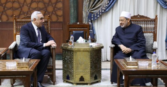 السفير العراقي يستعرض أمام شيخ الأزهر ترتيبات زيارة فضيلته المرتقبة للعراق
