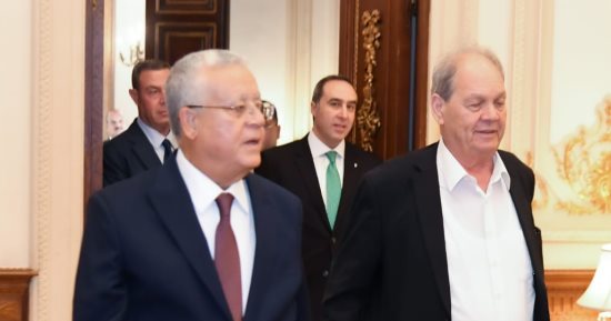 رئيس النواب يستقبل رئيس المجلس الوطنى الفلسطينى