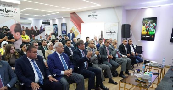 حملة المرشح الرئاسى عبدالفتاح السيسى تستقبل وفدا من التيار الإصلاحى الحر..صور