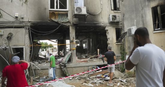 مساعد وزير الخارجية الفلسطيني: بعض الدول تعطى إسرائيل ما تسميه "حق الدفاع عن النفس" وتشجعها على استمرار قتل شعبنا.. لن يكون هناك استقرار أو سلام فى المنطقة دون إنهاء الاحتلال.. والأمم المتحدة تستخدم لغة مرفوضة