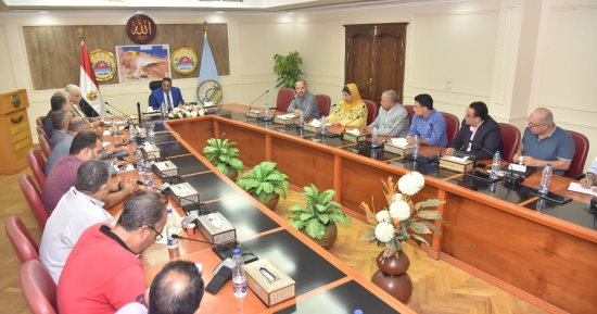 محافظ مطروح يراجع ترتيبات تنظيم مهرجان التمور الدولى السابع فى سيوة 20 أكتوبر الجاري