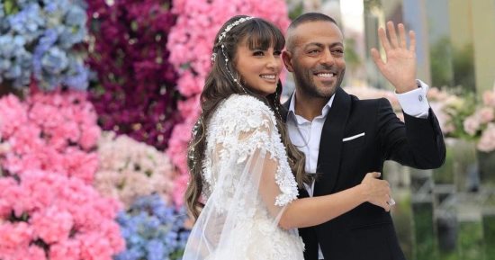 تامر عاشور يطير إلى الكويت بعد ساعات من زواجه.. اعرف السبب 