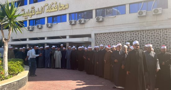 محافظ الدقهلية يفتتح برنامج البناء الثقافى.. ويؤكد: المساجد تقوم بطفرة فكرية بارزة