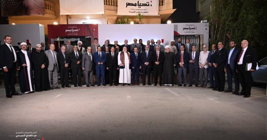الحملة الرسمية للمرشح عبد الفتاح السيسى تستقبل وفد المشيخة العامة للطرق الصوفية