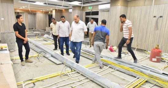 محافظ أسيوط يتفقد أعمال إنشاء مركز السيطرة الموحد للشبكة الوطنية للطوارئ والسلامة