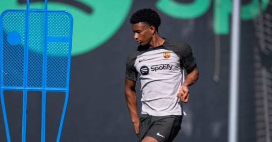 برشلونة يعلن إصابة لاعب جديد قبل الكلاسيكو