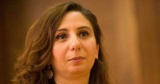 صرخة فلسطينية فى وجه العالم.. المخرجة مى عودة: البروباجندا العالمية تظلم غزة.. لا منازل ولا مياه نظيفة ولا كهرباء أو أدوية بالقطاع.. وتؤكد: عائلات كاملة تم محوها من سجلات الحياة واللسان عاجز عن وصف ما يحدث